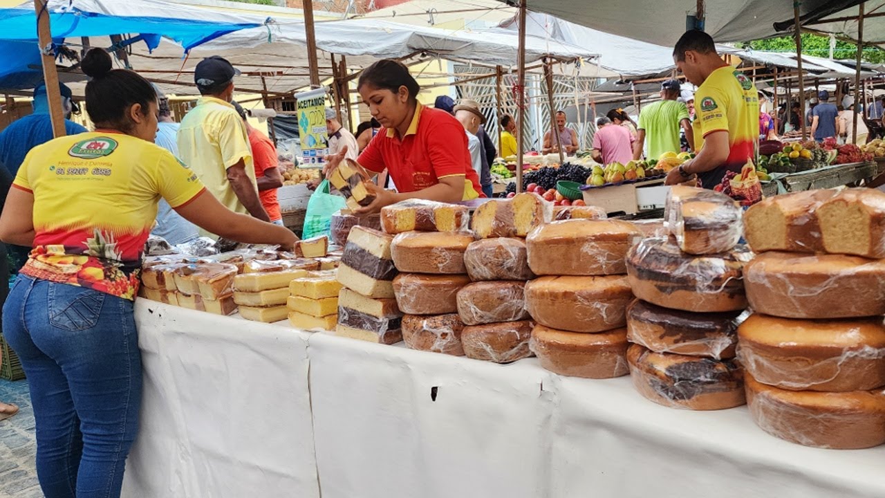 FEIRA DE DOMINGO EM CUPIRA-PE