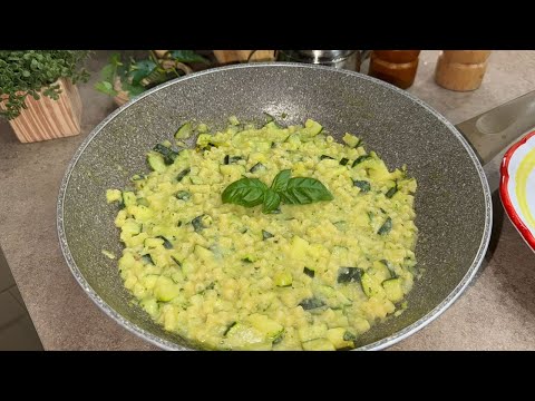 PASTA CON LE ZUCCHINE CREMOSA