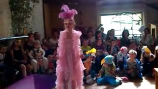 Ilina Eder, Hallo Papa, Hallo Mama,