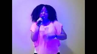 "All I Want For Christmas is You" Live by Hellen Rivas