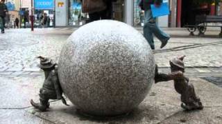 STRANGE SCULPTURES 2.bis ( Alan Parson's Project - Mammagamma )