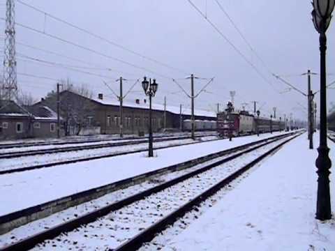 A 1752 Suceava-Brasov tras de  40-0024-6 pe 19.02.2011