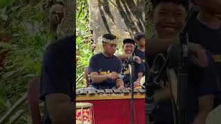 Download lagu Pantus saron jaranan taruna mas #barongan #arakarakan #ndadi #jaranan #barong #barongkidulan mp3 Download lagu Pantus saron jaranan taruna mas #barongan #arakarakan #ndadi #jaranan #barong #barongkidulan mp3
