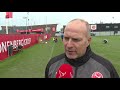 Trainer Molenaar kan niks met kritiek.