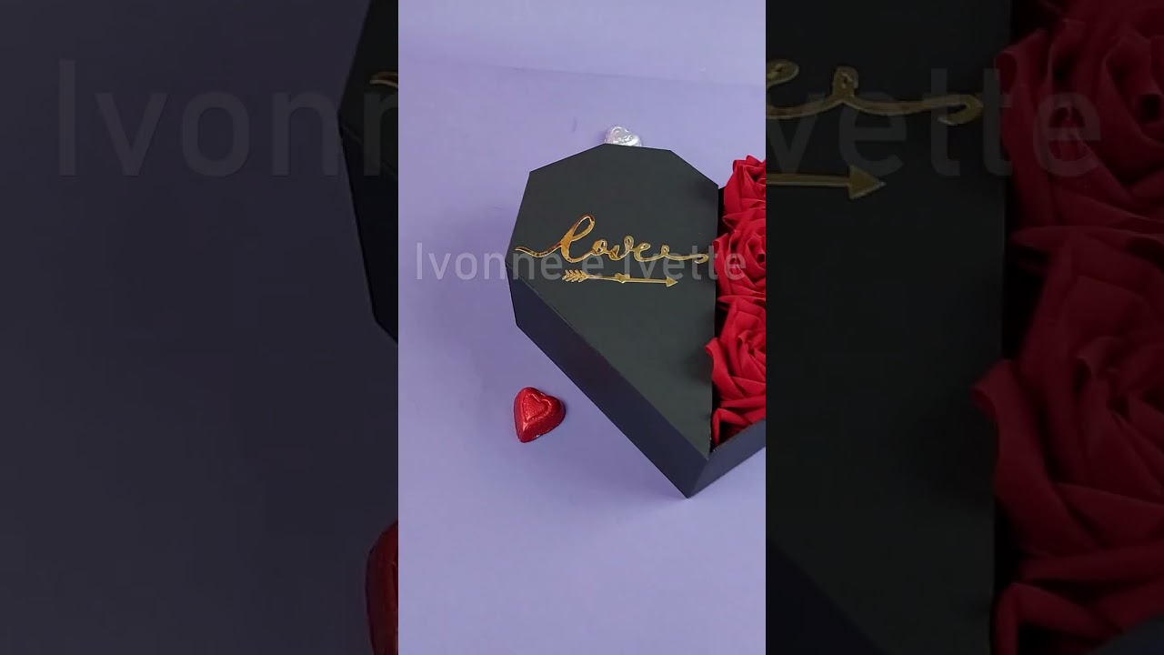 Caja de corazón con rosas eternas y chocolates #short #rosaseternas #cajacorazon #sanvalentin