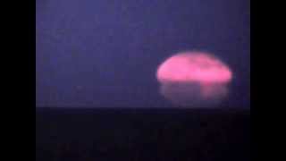 preview picture of video 'Thermal inversion of the Moon rise from Skerries, Ireland'