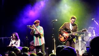 Kitty, Daisy and Lewis at El Rey 4/3.