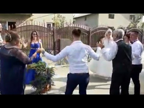 OBICEIURI și TRADIȚII de NUNTĂ