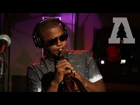 Maurice 'Mobetta' Brown & SOUL'D U OUT - Moroccan Dancehall | Audiotree Live