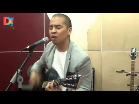 DescribeIndonesia.com - Live D! Studio: Anugrah Aditya - Be Mine