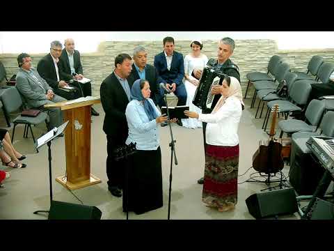 Fam Lazăr & Fam Barbu & Cornel Schipor-Un chip de lut Tu ai făcut, i-ai dat din frumuseţea Ta.🕊