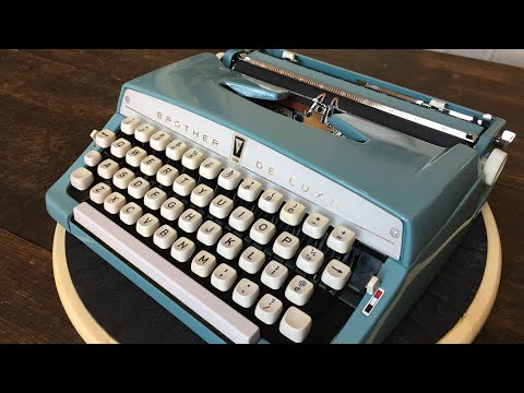 TypewriterMinutes - Typewriter Review: 1964 Brother De Luxe