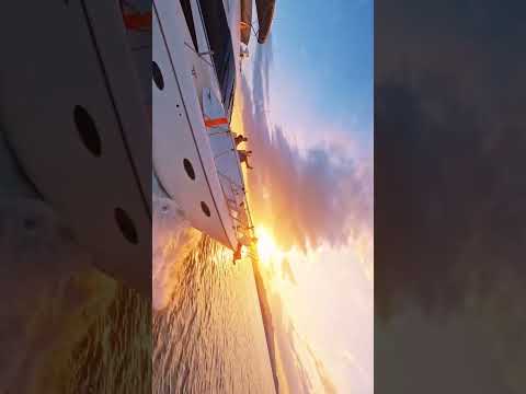 Yacht & Marine