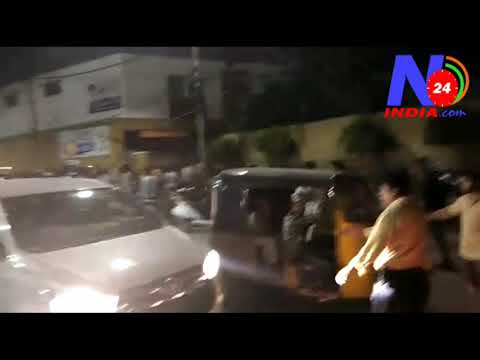 Azan School (Towlichowki) Awam ka school par hujoom (N24india.com)
