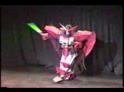 Anime Expo 2002 - #04 Chris Tang as Gundam Epyon