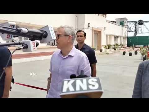 International developments are beyond control, but J&K’s situation will remain in line with the rest of the country: CM Omar Abdullah He said essential supplies and fuel are sufficient for the next 10–15 days, adding that a meeting led by Prime Minister Narendra Modi has ensured continuity of supplies. There is no need to worry at present. Any change in the situation will be communicated to the public.