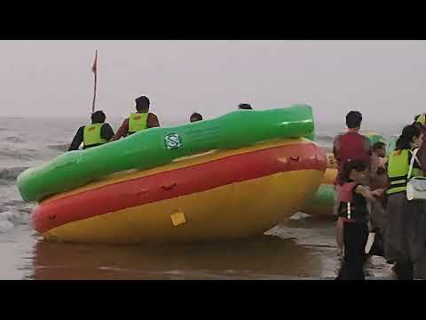 Ye video jarur dekho maja aa jayega.bohot enjoy hua Juhu beach me.