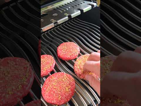 First Cook on the Napoleon Rogue BBQ 🔥🔥🔥 |#BBQ #GRILL