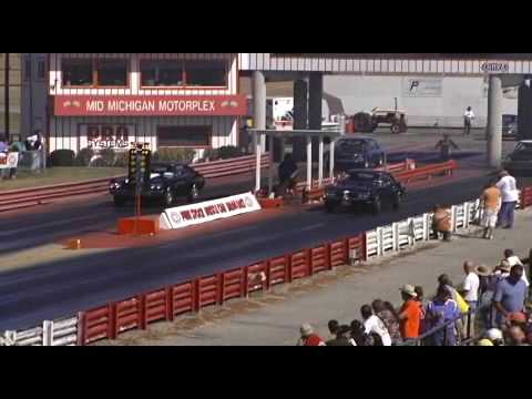 1968 Firebird RAII vs 1970 Chevelle SS LS6