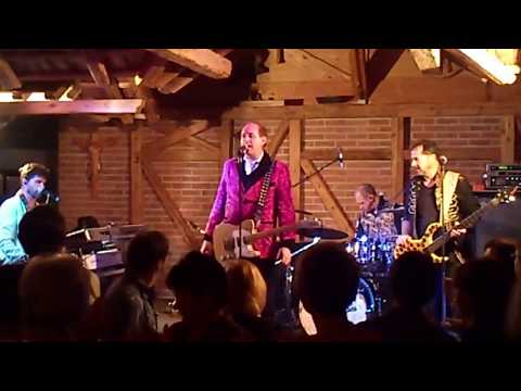 Cagey Strings 2016 in Buchloe - Sex Bomb