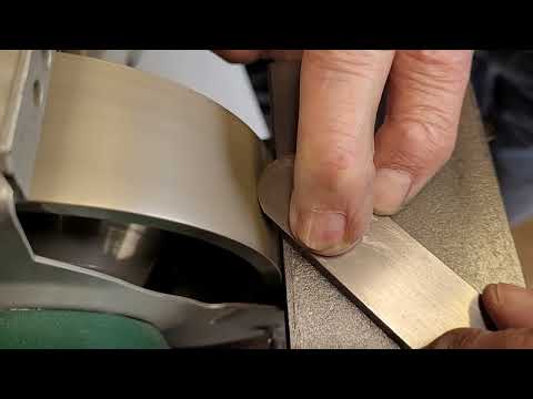 Woodturning roundnose scraper chisel tool sharpening