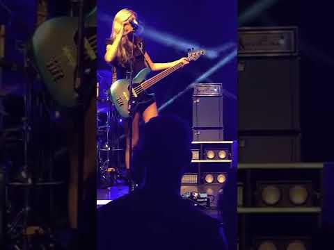 Blu DeTiger performs “Blutooth” with Chromeo live at the El Rey in Los Angeles on November 18, 2022