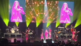 Download lagu Bila Hari Raya Menjelma - Dato Sri Siti Nurhaliza (Beraya Dengan Saya) mp3