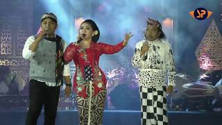 Download lagu SENTIR LENGO POTRO ǁ NIKEN SARINTEM (SUCI) - BAUT ǁ SRGK PLEMBUTAN - PLAYEN 26 OKT 2019 mp3 Download lagu SENTIR LENGO POTRO ǁ NIKEN SARINTEM (SUCI) - BAUT ǁ SRGK PLEMBUTAN - PLAYEN 26 OKT 2019 mp3