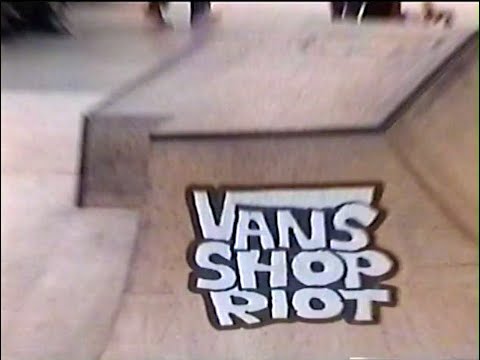 Vans Shop Riot 2022