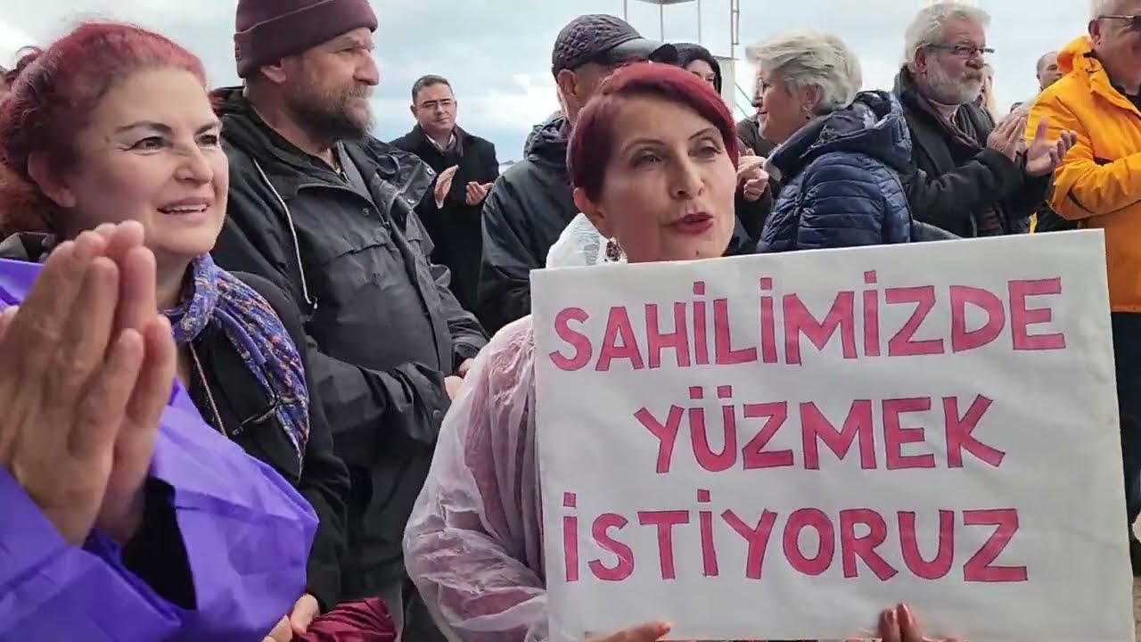 Bodrum'da Sahil Güvenlik Limanı Tepkisi: Halk Yol Kapattı, Eylem Düzenledi