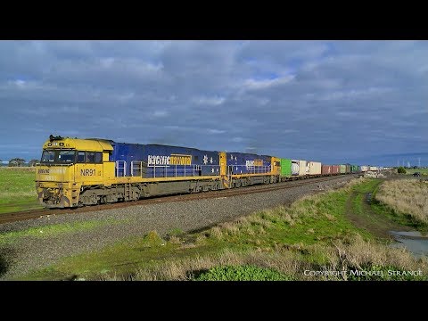 Pacific National 7AM5 Containers - PoathTV Australian Trains & Railways