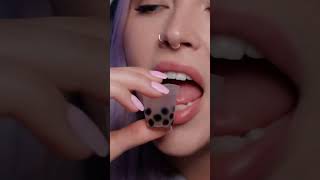 Download lagu 🎮💜 Gamer Girl Tries Jelly Bubble Tea Candy 🍬🧋 Macro Squish   Soft Crunch ASMR mp3