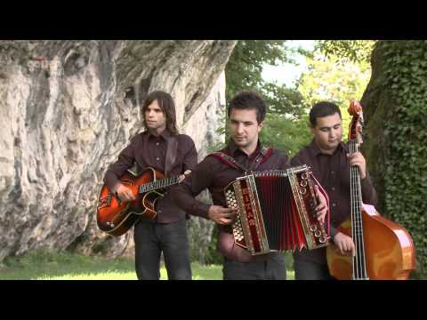 ANSAMBEL UNIKAT - DOVOLJ MI JE