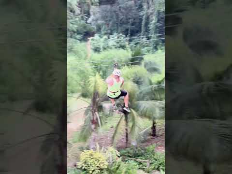 Tirolesa no Paraíso #ChukkaCaribbean #ChukkaTours #ItsTimeToPlay #Jamaica #GoodHope #VisitJamaica