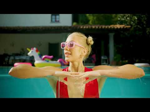 24 ICE Frozen Cocktails Summer Campaign - Pool party