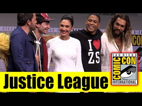 JUSTICE LEAGUE | Comic Con 2017 Full Panel (Gal Gadot, Ben Affleck, Jason Momoa, Ezra Miller, Ray)