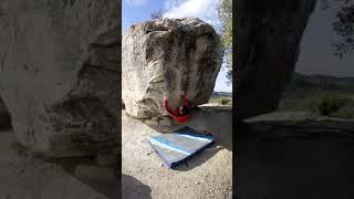 Video thumbnail: Problem 2 (El Dau Cara Nord-Est), 7a+ (sit). Maldà