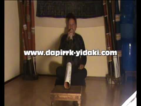 Si Mullumby playing a F / G yidaki by Dhapa Ganambarr