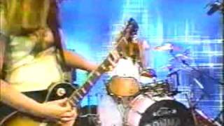 The Donnas - Skintight (Live In The Blue Room)