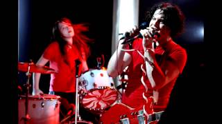 The White Stripes - Cannon. Live Le Zenith, Paris 2004. 16/27