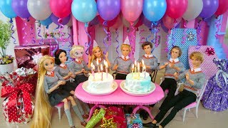 Twin Barbie & Ken's Birthday Party with Friends! Pesta ulang tahun Barbie Festa de aniversário