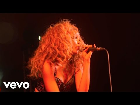 LION BABE - Impossible (Live) - Vevo UK @ Bestival 2015
