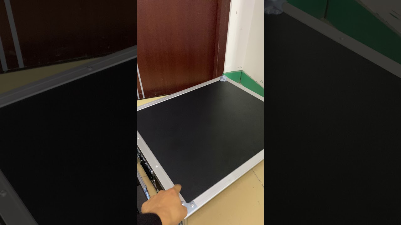 customized flight case for MA2 onPC command wing lighting console