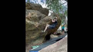 Video thumbnail of Battaglia’s Bottom, V7. Flagstaff