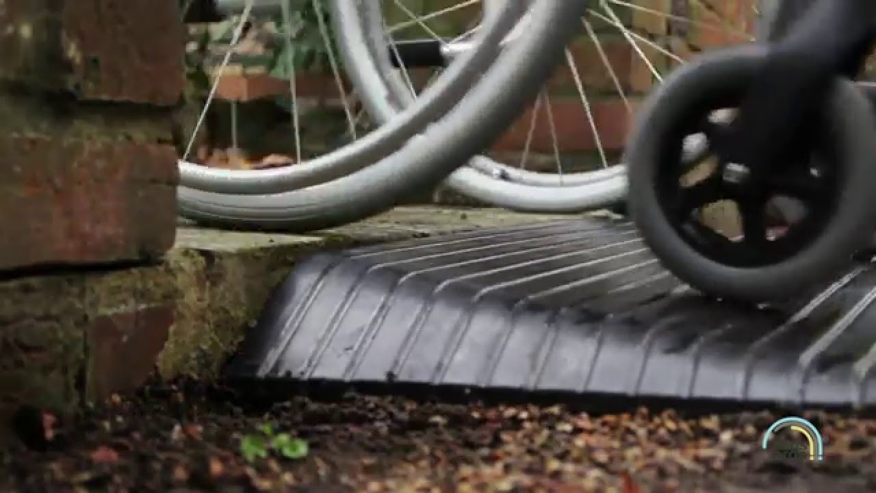 Rampe de seuil en caoutchouc - Franchir les obstacles en fauteuil roulant