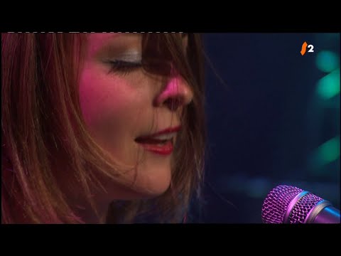 Electrelane - 2007-07-10 Montreux Jazz Festival, Switzerland