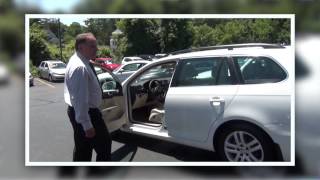 preview picture of video 'Customer Testimonial: Dick Ide Volkswagen of East Rochester - Ed & Gina - 2013 VW Sportwagen'