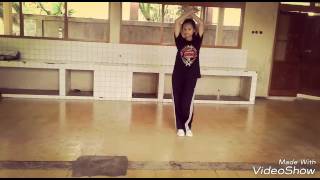 Deep blue eyes dance cover seulgi version