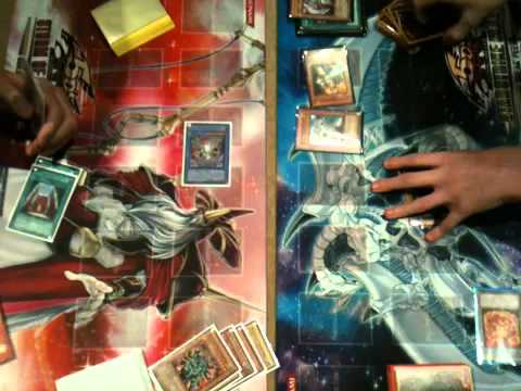 Yugioh Duel - Herald of Perfection Vs Lightsworns
