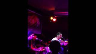 Breed 77 - Shadows accoustic live @ Nambucca, London